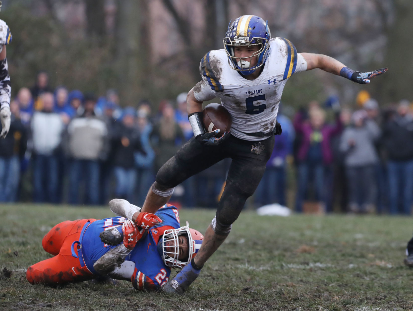 Maroa Forsyth vs St Teresa football 1 11.17.18.jpg